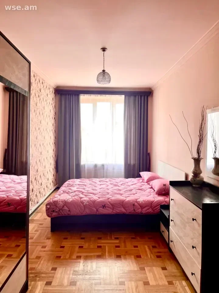 4-комн., 110 м², 3/5 эт., улица Абовяна 10