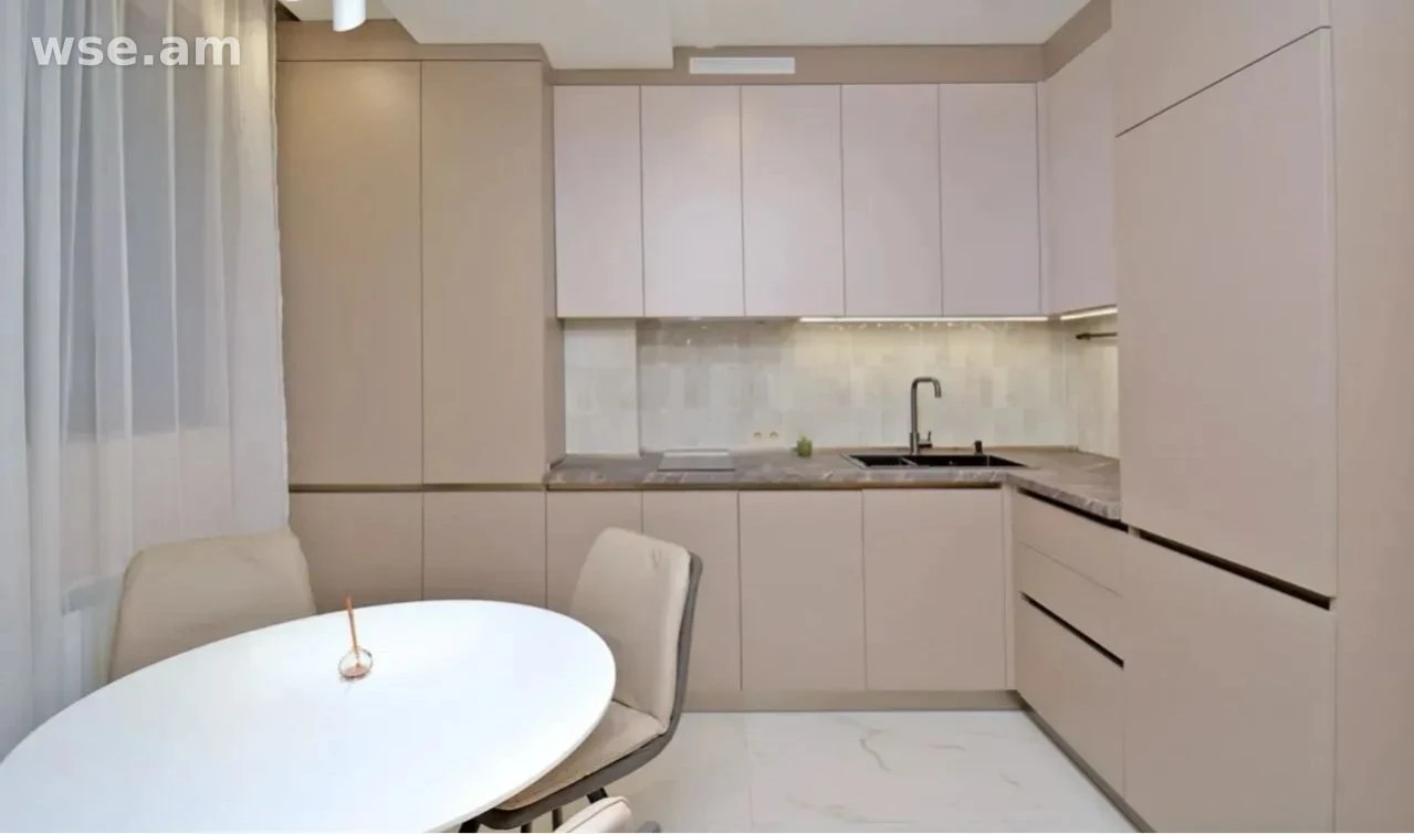 2-комн., 45 м², 4/10 эт., Улица Нар-Доса