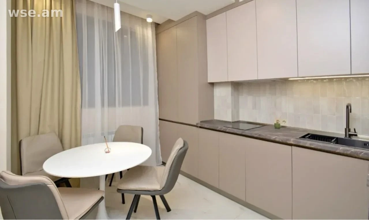 2-комн., 45 м², 4/10 эт., Улица Нар-Доса