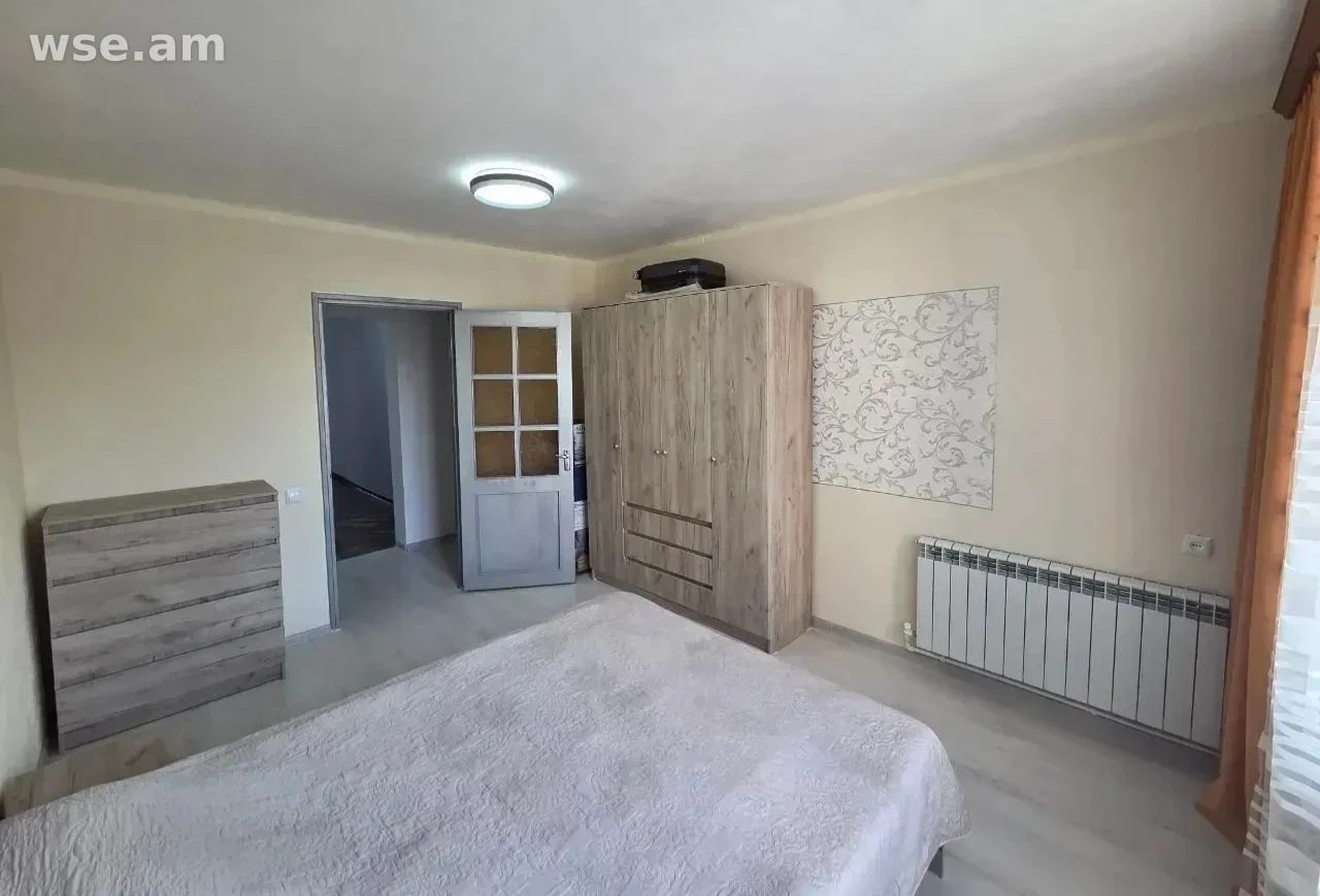 3-комн., 74 м², 2/4 эт., улица Лепсиуса