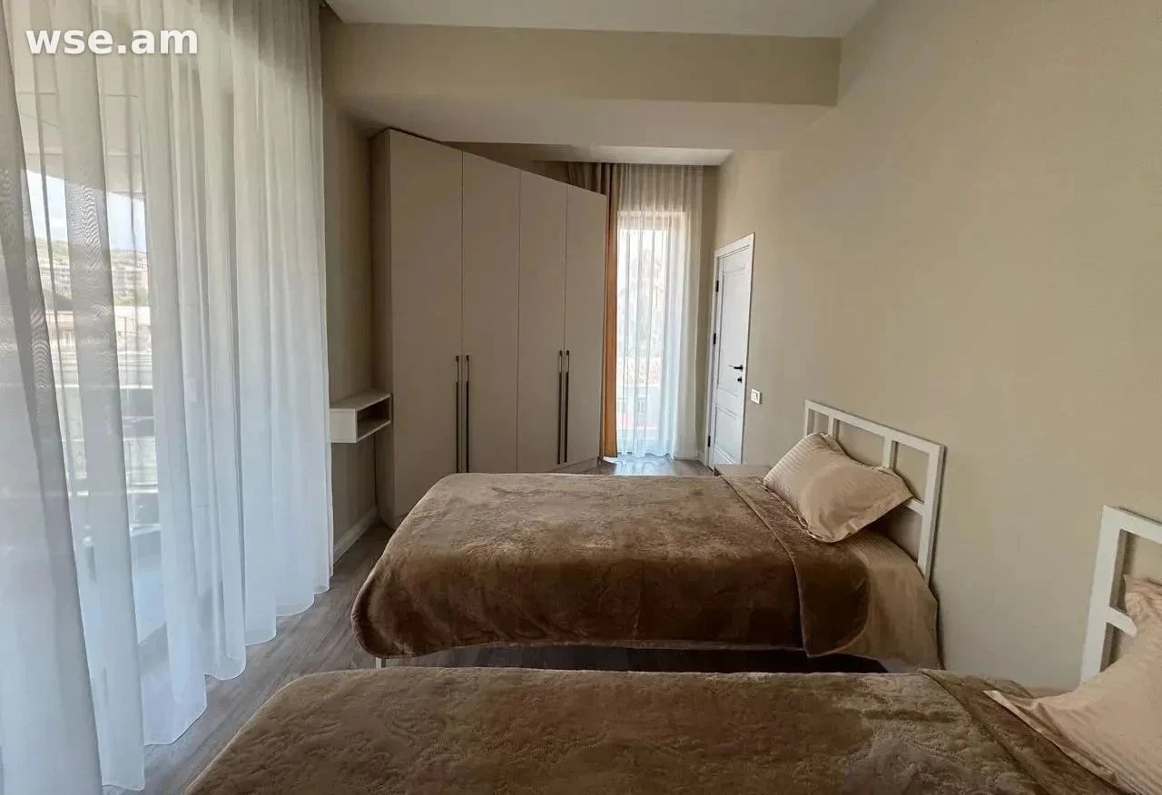3-комн., 73 м², 5/18 эт., улица Ханджяна 9/3