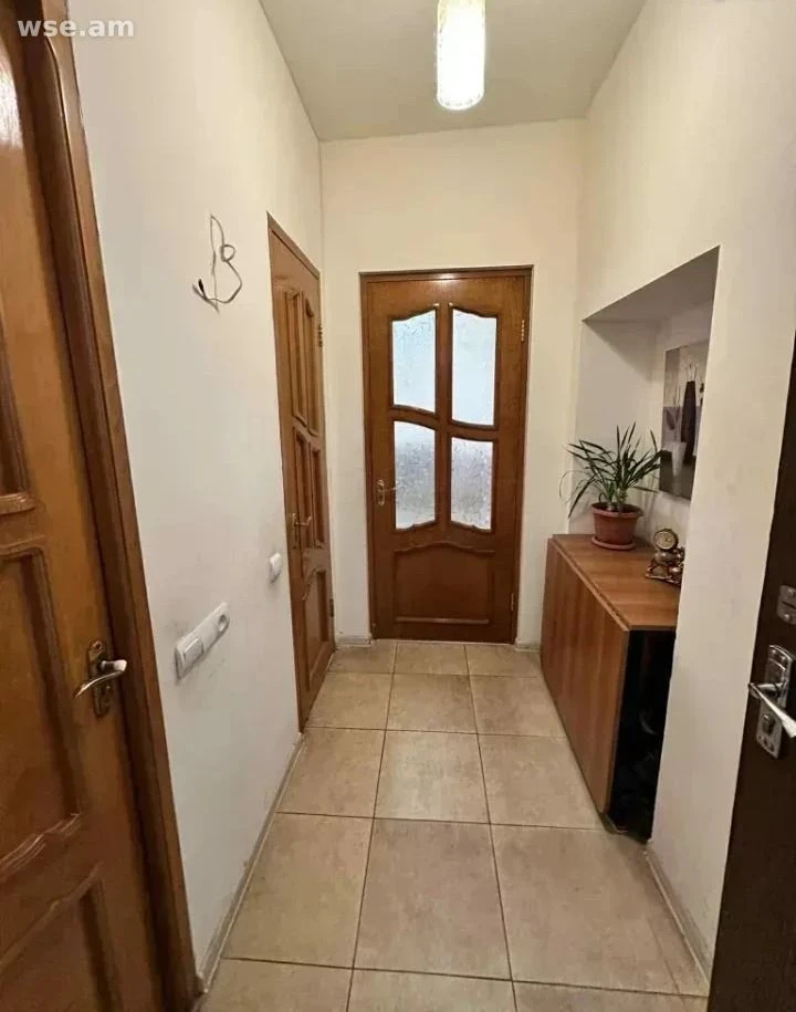 2 - սենյակ, 53 քմ, 5/5 հարկ, Մոլդովական 24/1