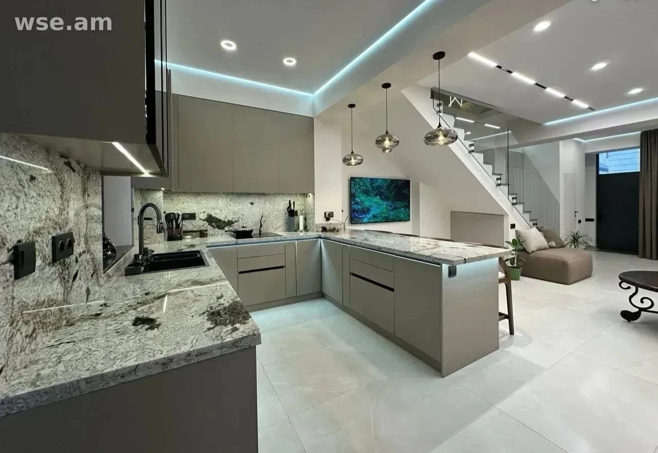 4-комн. дом, 120 м², 2-этажный, улица Багреванда