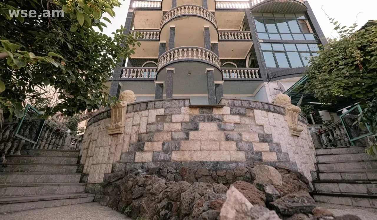 7室独栋住宅, 750㎡, 萨尔基斯·巴格达萨良街60号 — 2 900 000 ֏ | WSE.AM