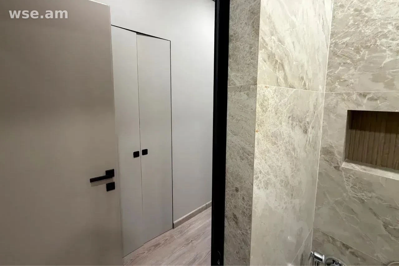 4-комн., 122 м², 5/12 эт., улица Давита Анхахта 11/12