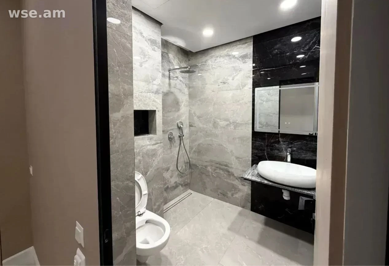 4-комн., 122 м², 5/12 эт., улица Давита Анхахта 11/12