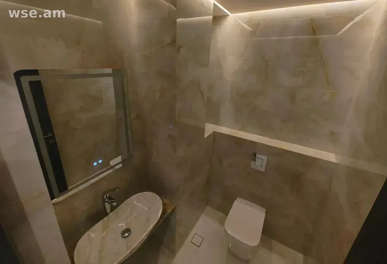 4-комн., 122 м², 5/12 эт., улица Давита Анхахта 11/12