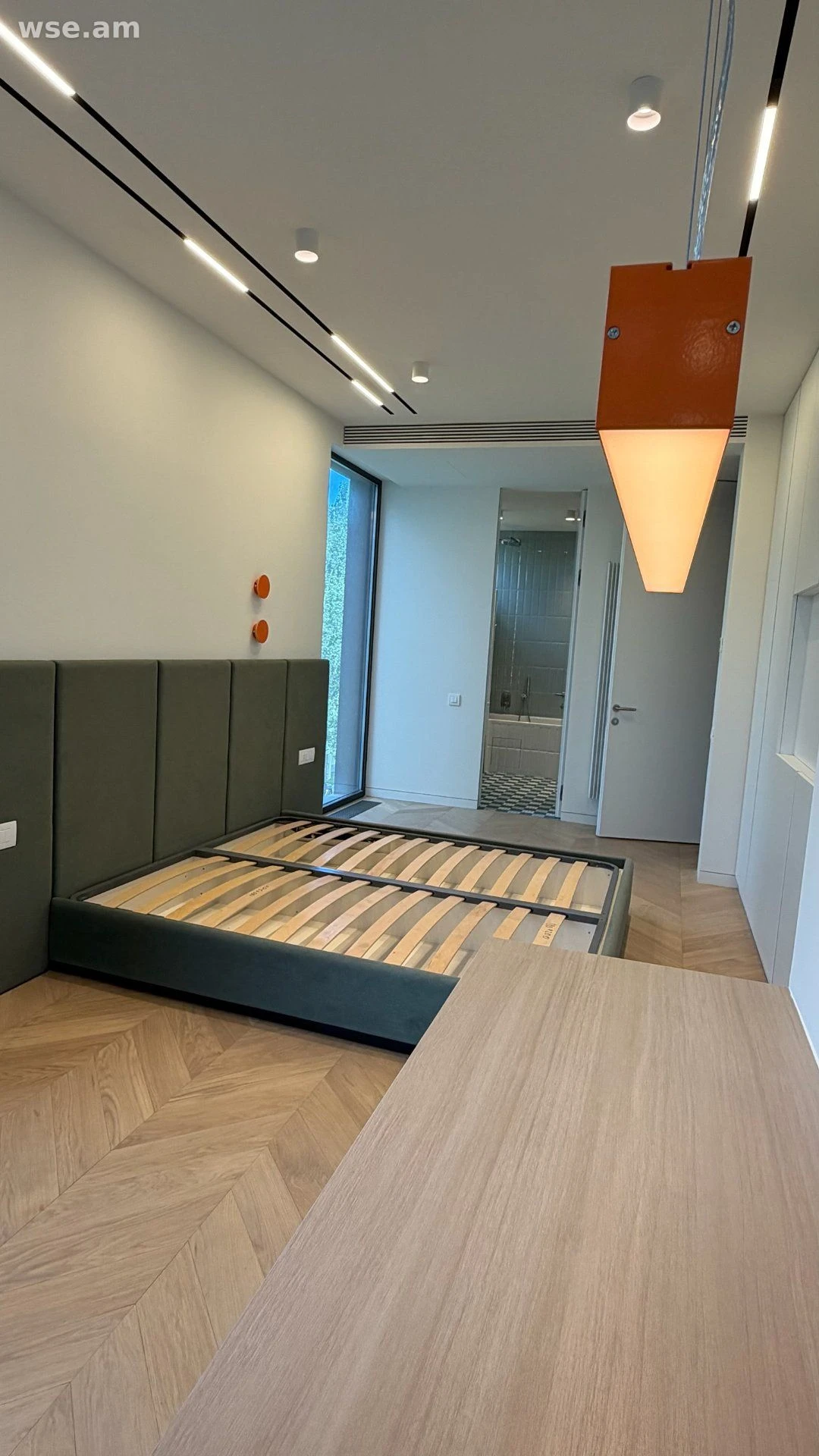 4-комн., 210 м², проспект Азатутян 1/60