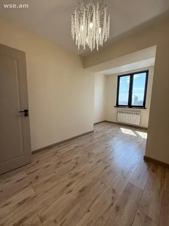 3-room, 82 m², 5/5 floor, 1st lane of Kyivyan street 3