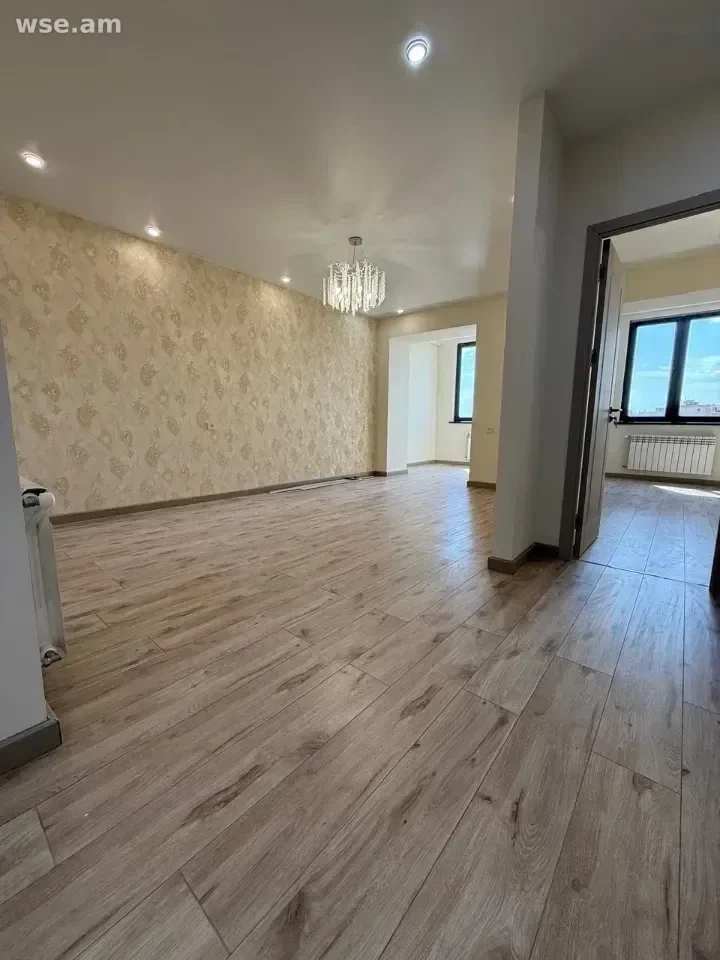 3-room, 82 m², 5/5 floor, 1st lane of Kyivyan street 3