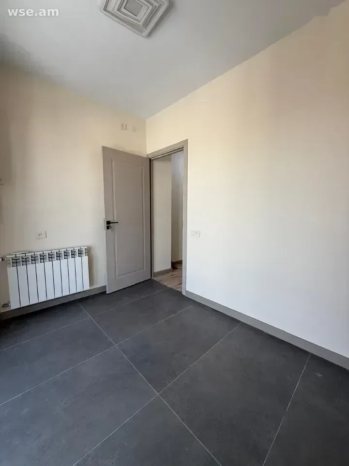 3-room, 82 m², 5/5 floor, 1st lane of Kyivyan street 3