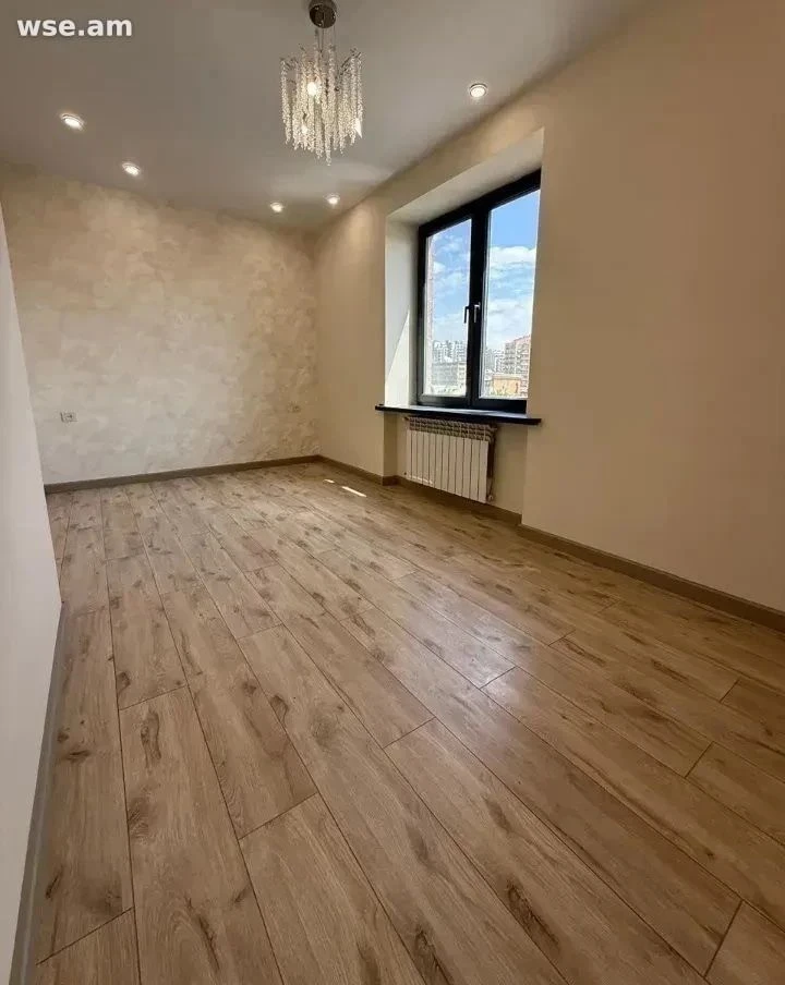 3-room, 82 m², 5/5 floor, 1st lane of Kyivyan street 3