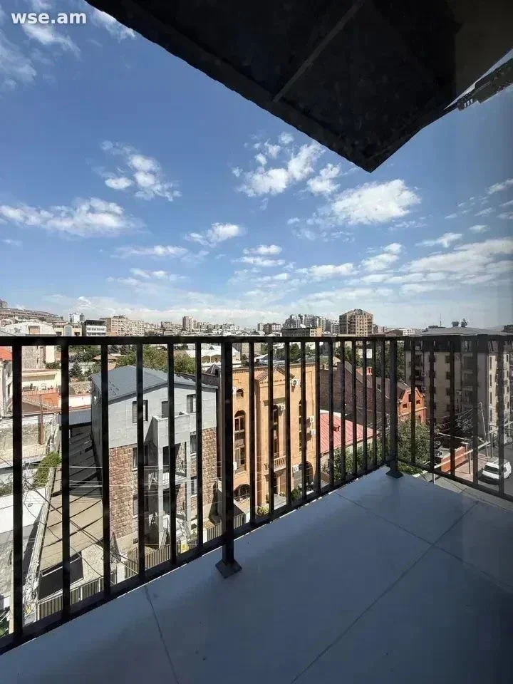 3-room, 82 m², 5/5 floor, 1st lane of Kyivyan street 3