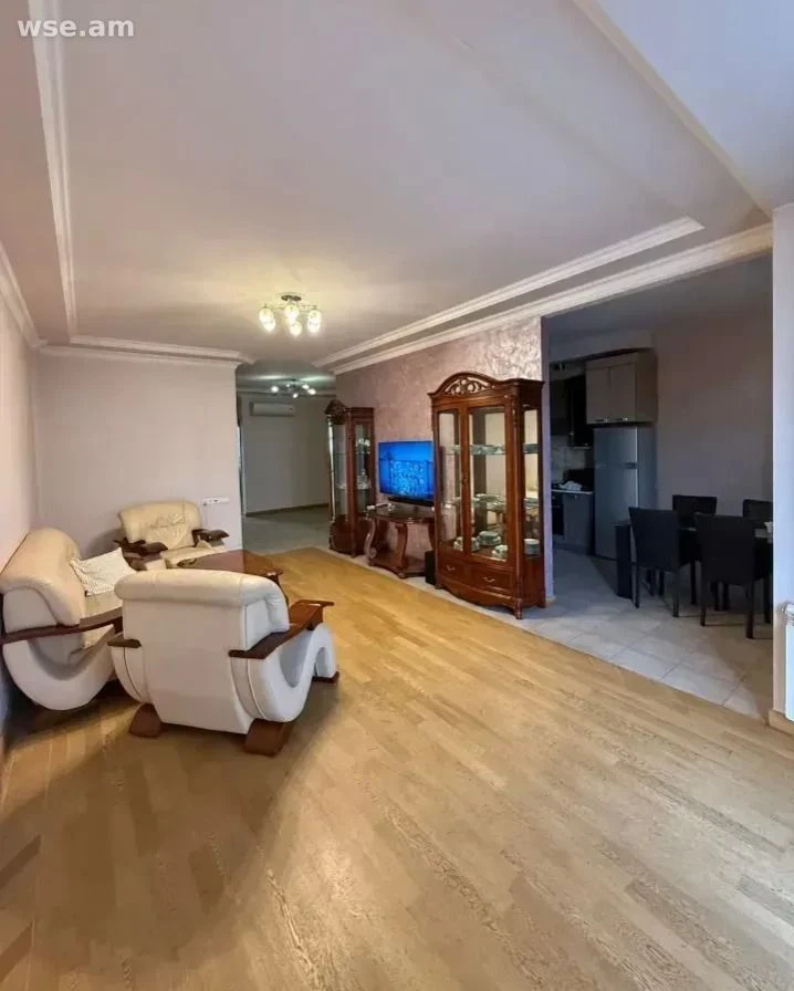 3-room, 110 m², 2/5 floor, 1/18 Azatutyan Avenue