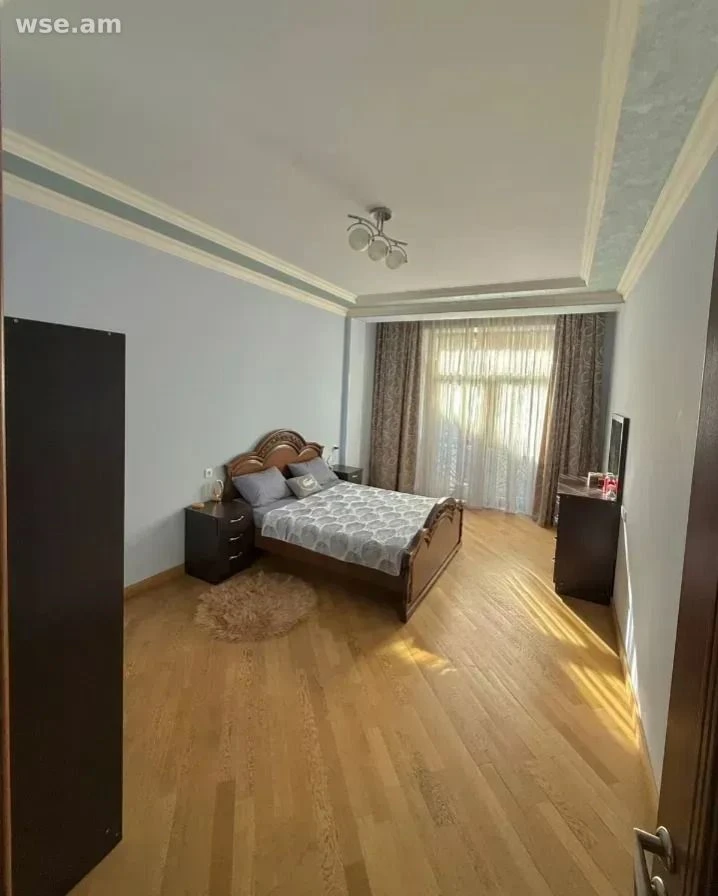 3-room, 110 m², 2/5 floor, 1/18 Azatutyan Avenue