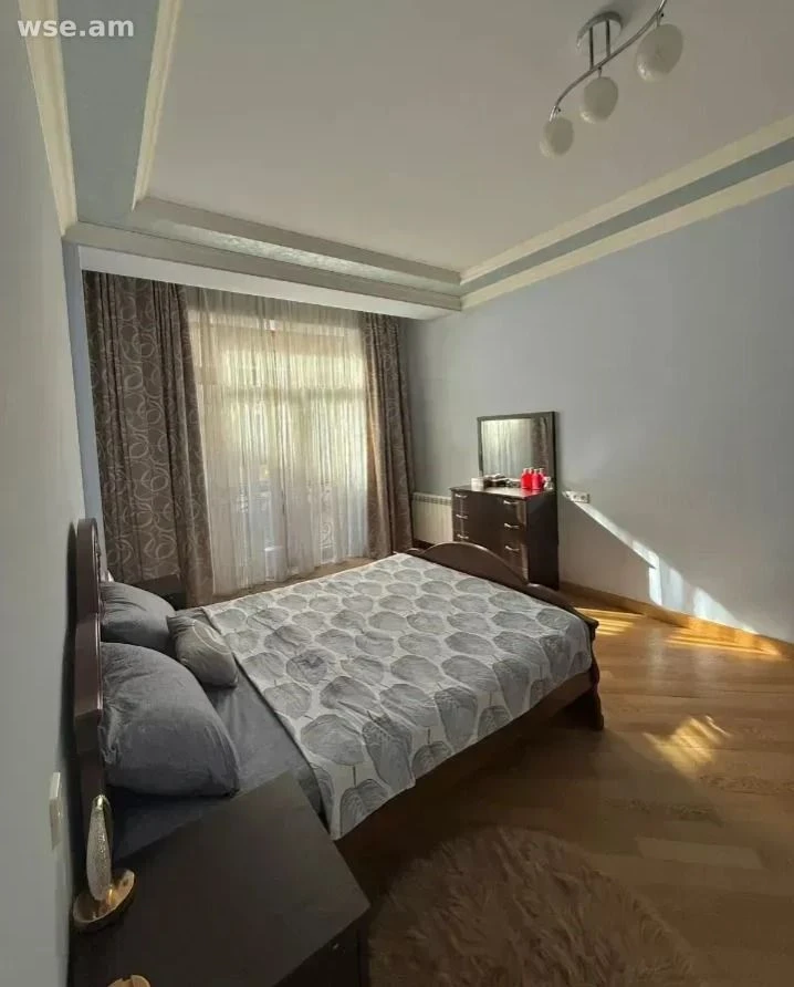 3-room, 110 m², 2/5 floor, 1/18 Azatutyan Avenue