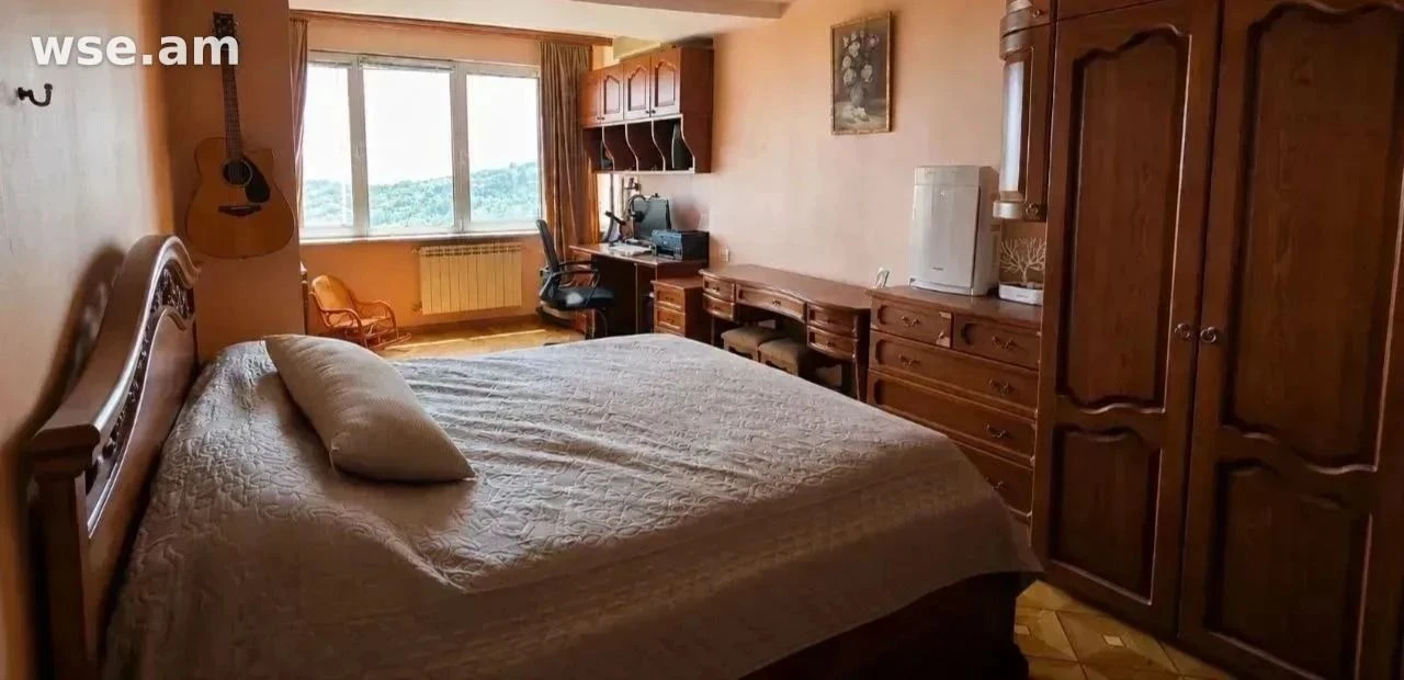 3-комн., 106 м², 8/9 эт., улица Айгедзора