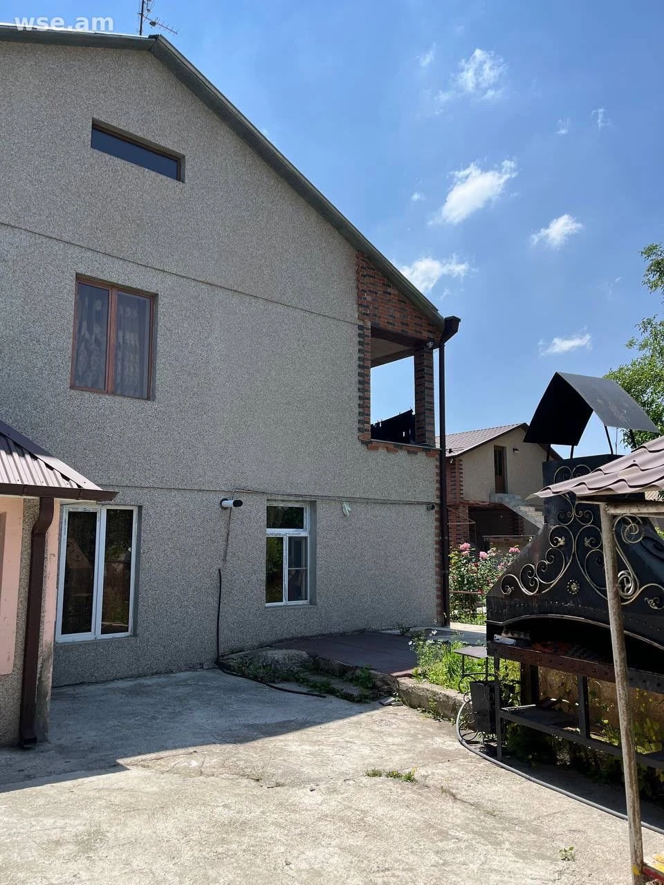 4-комн. дом, 350 м², 2-этажный, село Гехашен, Котайкская область