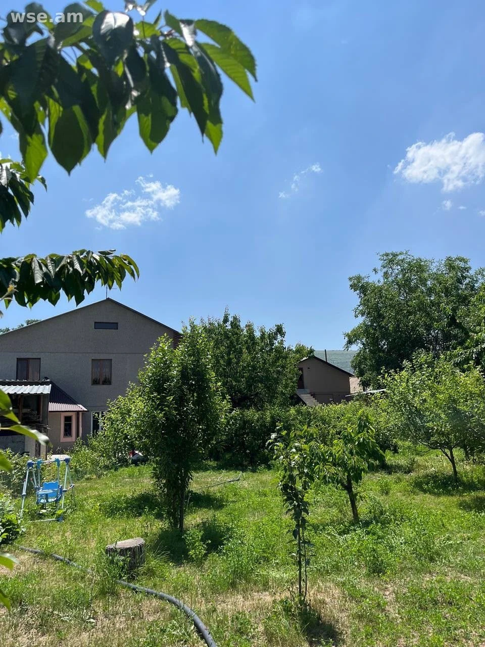4-комн. дом, 350 м², 2-этажный, село Гехашен, Котайкская область
