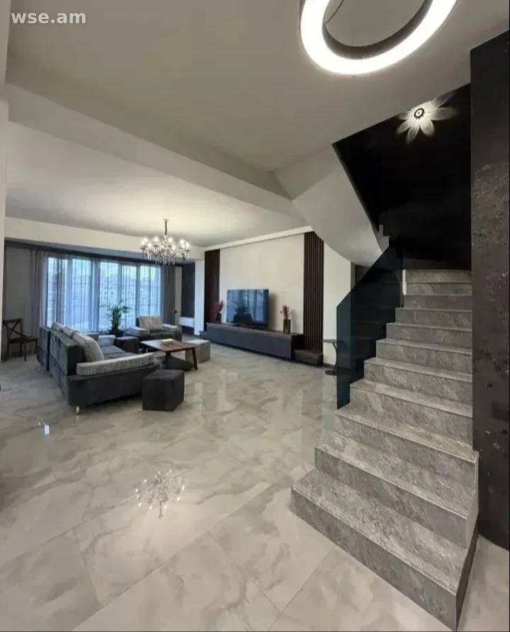 4室公寓, 250㎡, 帕鲁伊尔·塞瓦克街30号 — 1 100 000 ֏ | WSE.AM
