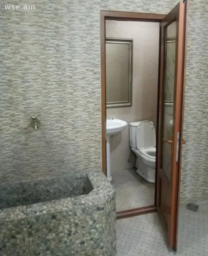 1室独栋住宅, 30㎡, 茨哈霍塔戈尔茨涅里街12号 — 250 000 ֏ | WSE.AM