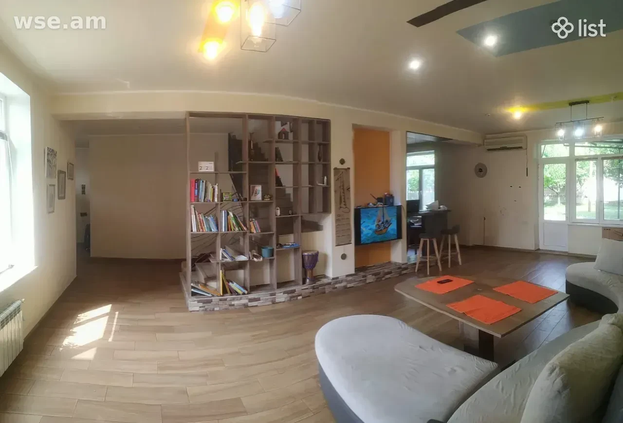 6室独栋住宅, 292㎡, 巴格列万德街10/3号 — 500 000 $ | WSE.AM
