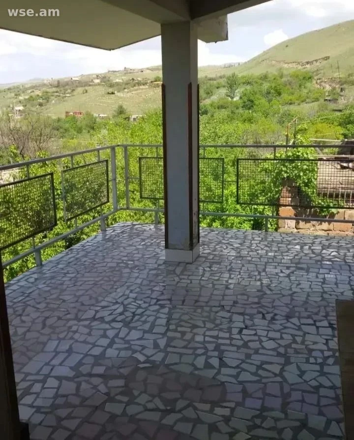 3 սենյականոց տուն, 135 մ², 3 հարկանի, Ջրաշեն