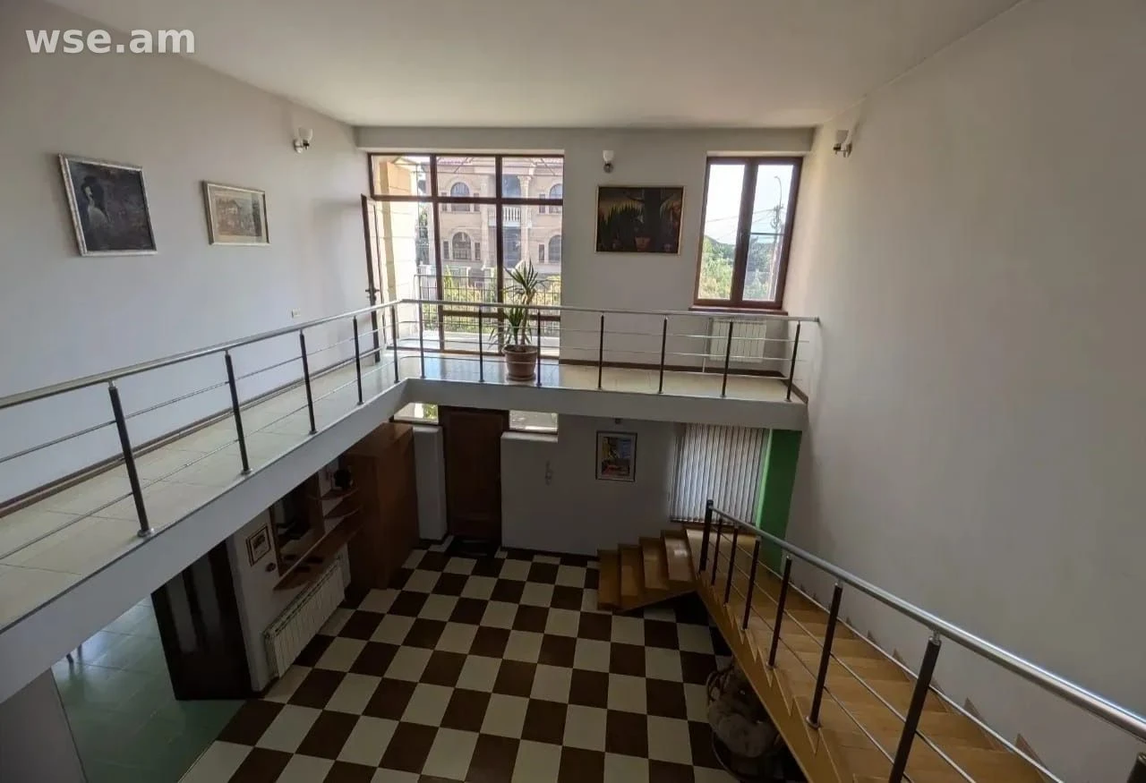 5-bed. apartment, 210m², Armin Wegner Street 2/7 - 450 000 ֏