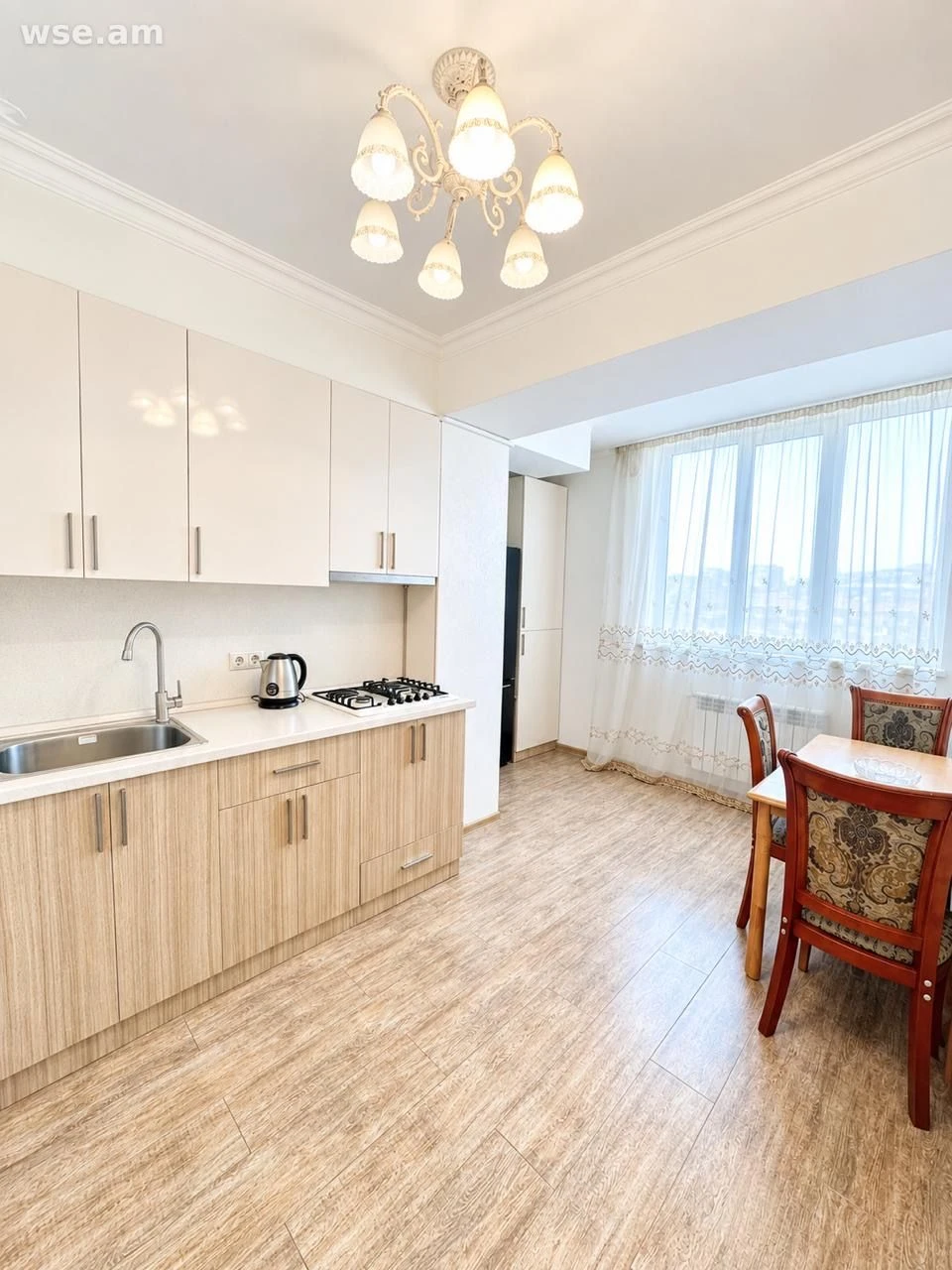3室公寓, 110㎡, 40 Mesrop Mashtots Avenue — 1 900 $ | WSE.AM