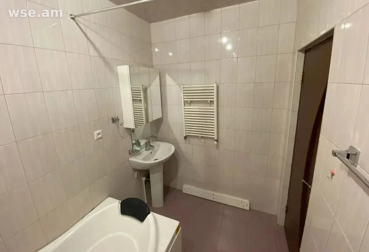 2-սենյականոց, 60 մ², 9/13 հարկ, Ծարավ Աղբյուր փողոց 55/11