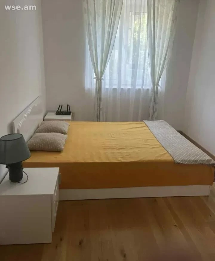 3-սենյականոց, 108 մ², 2/4 հարկ, Մամիկոնյանց փողոցի 1-ին նրբանցք 1
