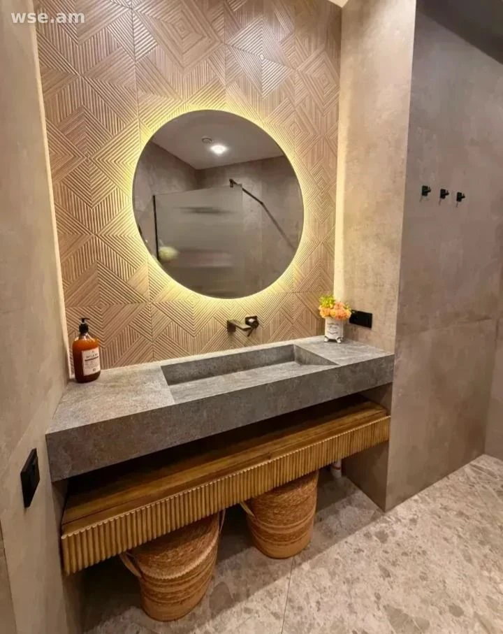 3-սենյականոց, 86 մ², 4/4 հարկ, Հակոբ Պարոնյանի փողոց 15