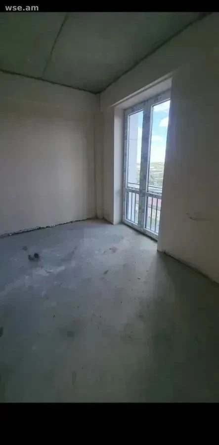 2-սենյականոց, 42 մ², 11/16 հարկ, Նաիրյան փողոց 2
