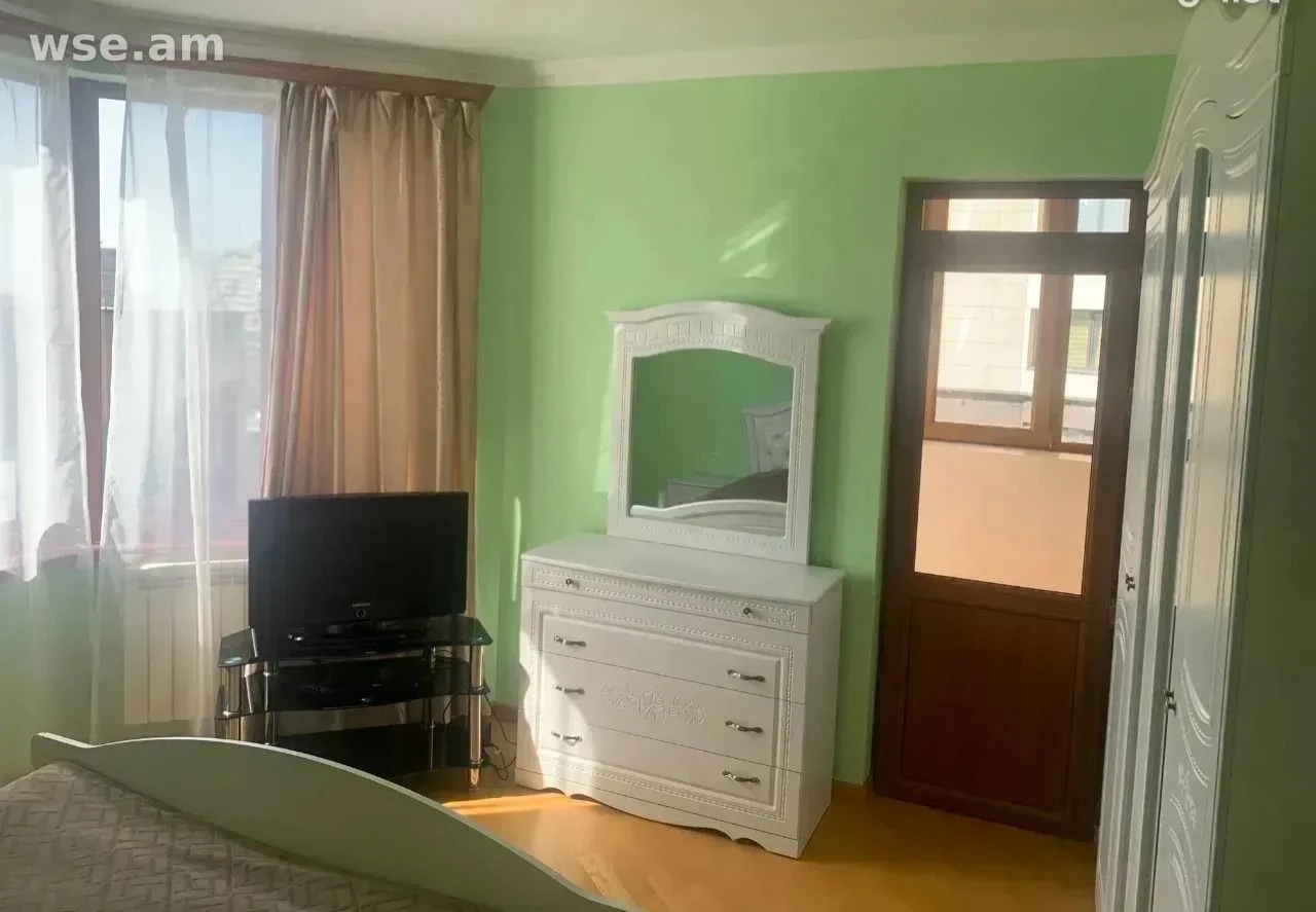 2-комн. квартира, 65м², улица Мазманяна 5/9, Ереван — 470 000 ֏