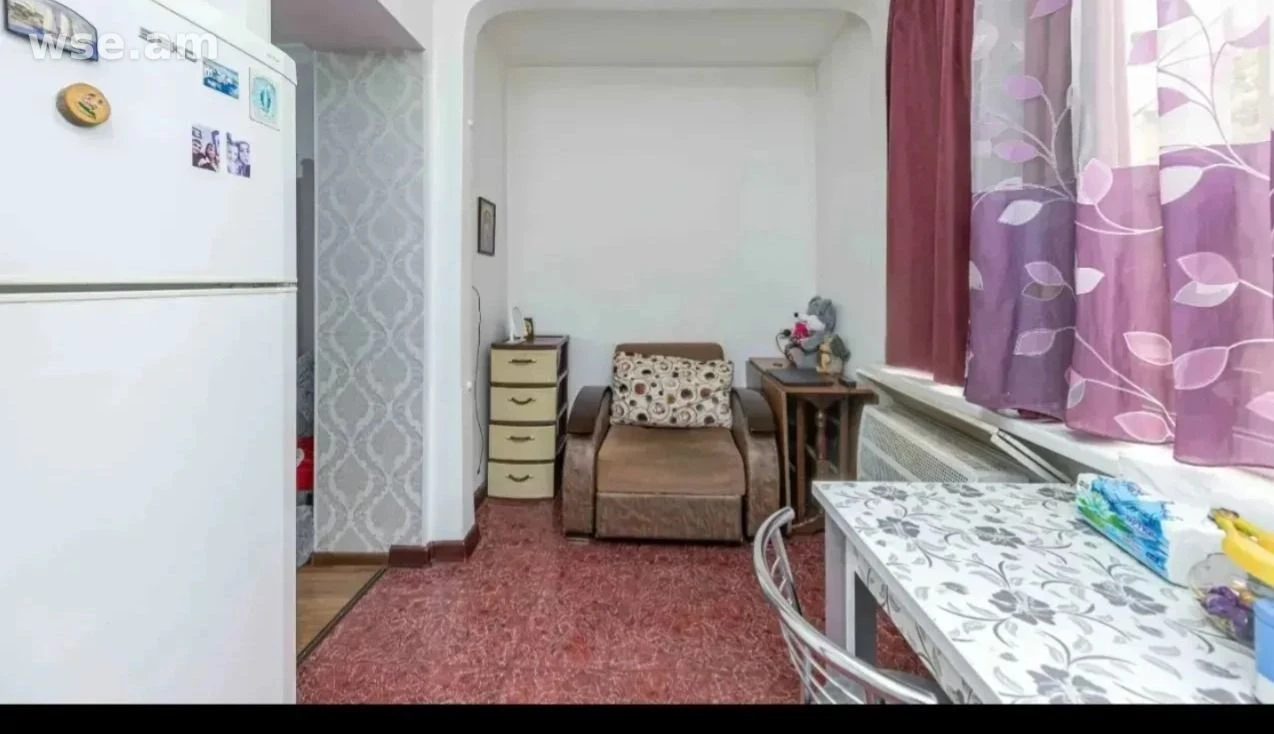 1-սենյականոց, 30 մ², 2/5 հարկ, Սուրբ Գրիգոր Լուսավորչի փողոց 12