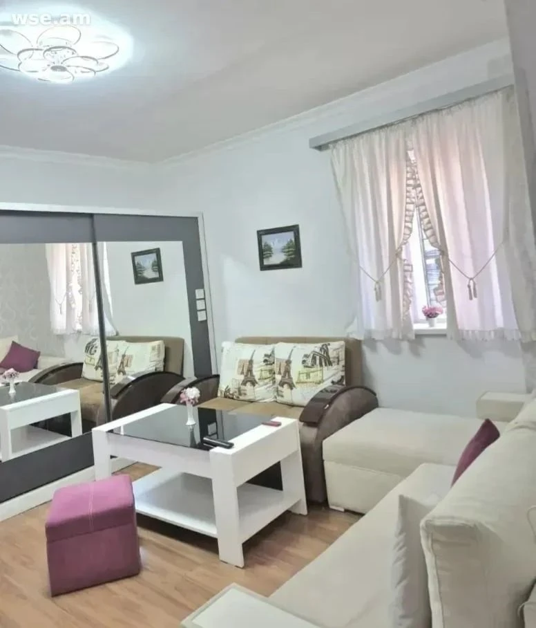 1-սենյականոց, 30 մ², 2/5 հարկ, Սուրբ Գրիգոր Լուսավորչի փողոց 12