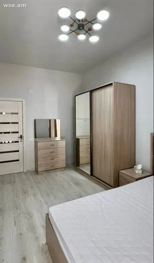 2-комн., 70 м², 14/16 эт., улица Мамиконянца 40