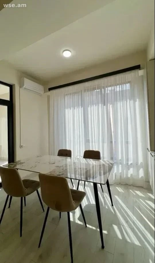2-комн., 70 м², 14/16 эт., улица Мамиконянца 40