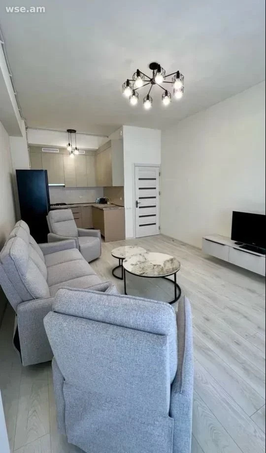 2-комн., 70 м², 14/16 эт., улица Мамиконянца 40