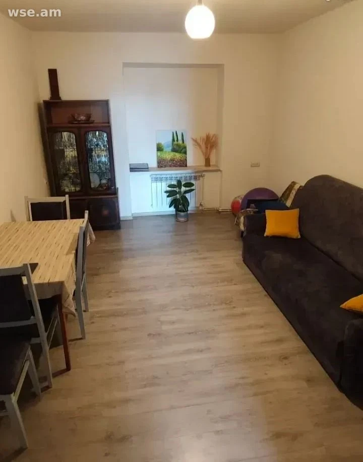 4 սենյականոց, 90 մ², 5/5 հարկ, Ազատության պողոտա 9A