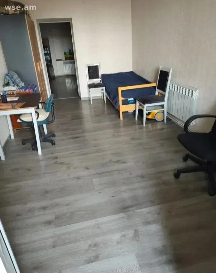 4 սենյականոց, 90 մ², 5/5 հարկ, Ազատության պողոտա 9A