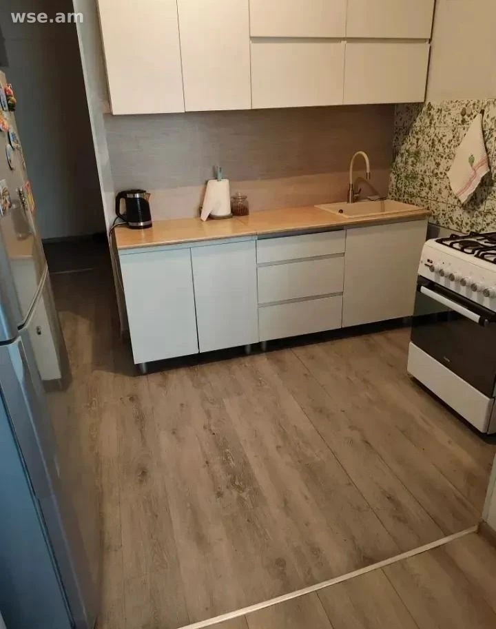 4 սենյականոց, 90 մ², 5/5 հարկ, Ազատության պողոտա 9A