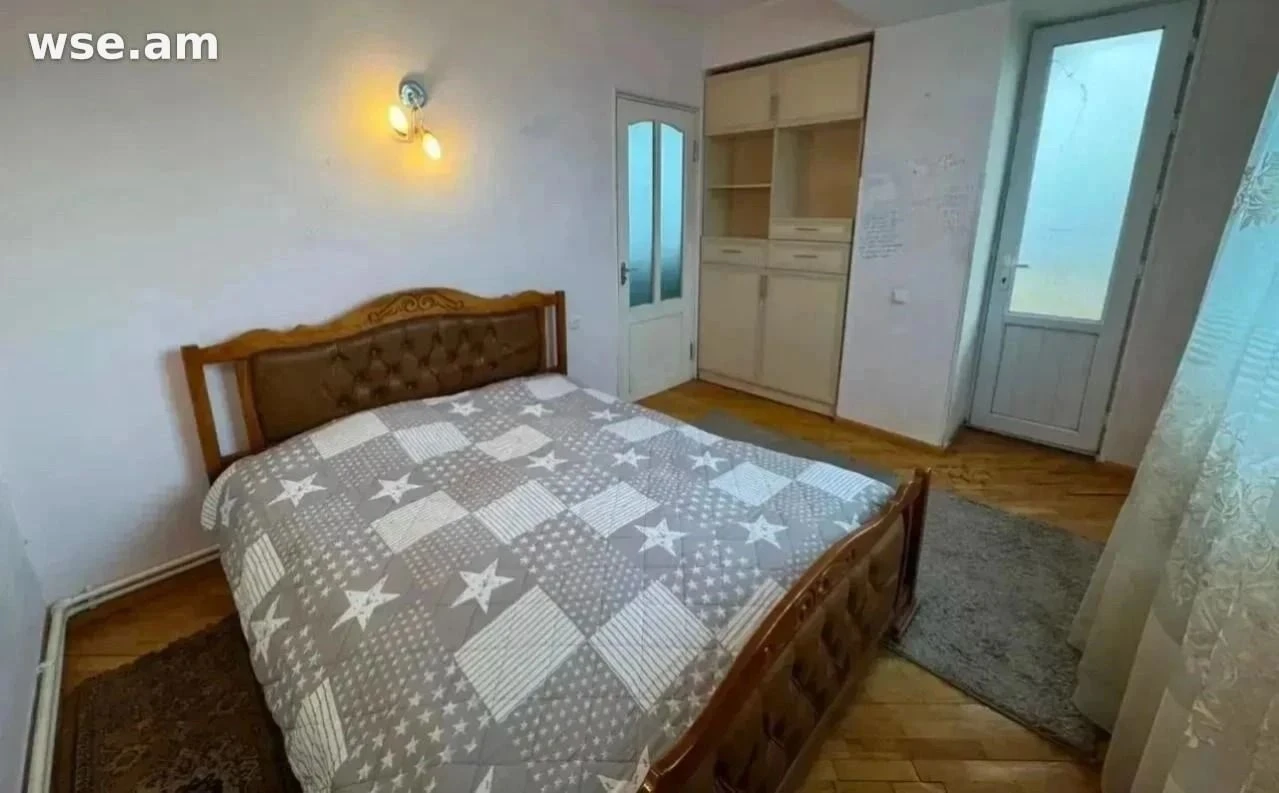 3-комн., 80 м², 7/17 эт., ул. Молдовакан 27