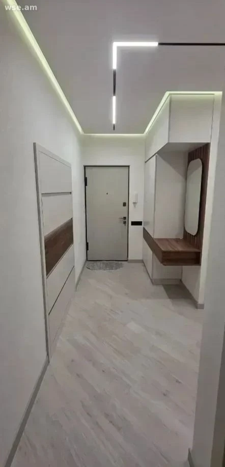 3-սենյականոց, 107 մ², 2/5 հարկ, Մոլդովական փ. 4/1