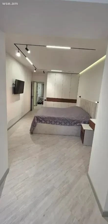 3-սենյականոց, 107 մ², 2/5 հարկ, Մոլդովական փ. 4/1
