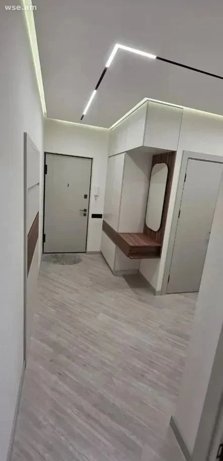 3-սենյականոց, 107 մ², 2/5 հարկ, Մոլդովական փ. 4/1