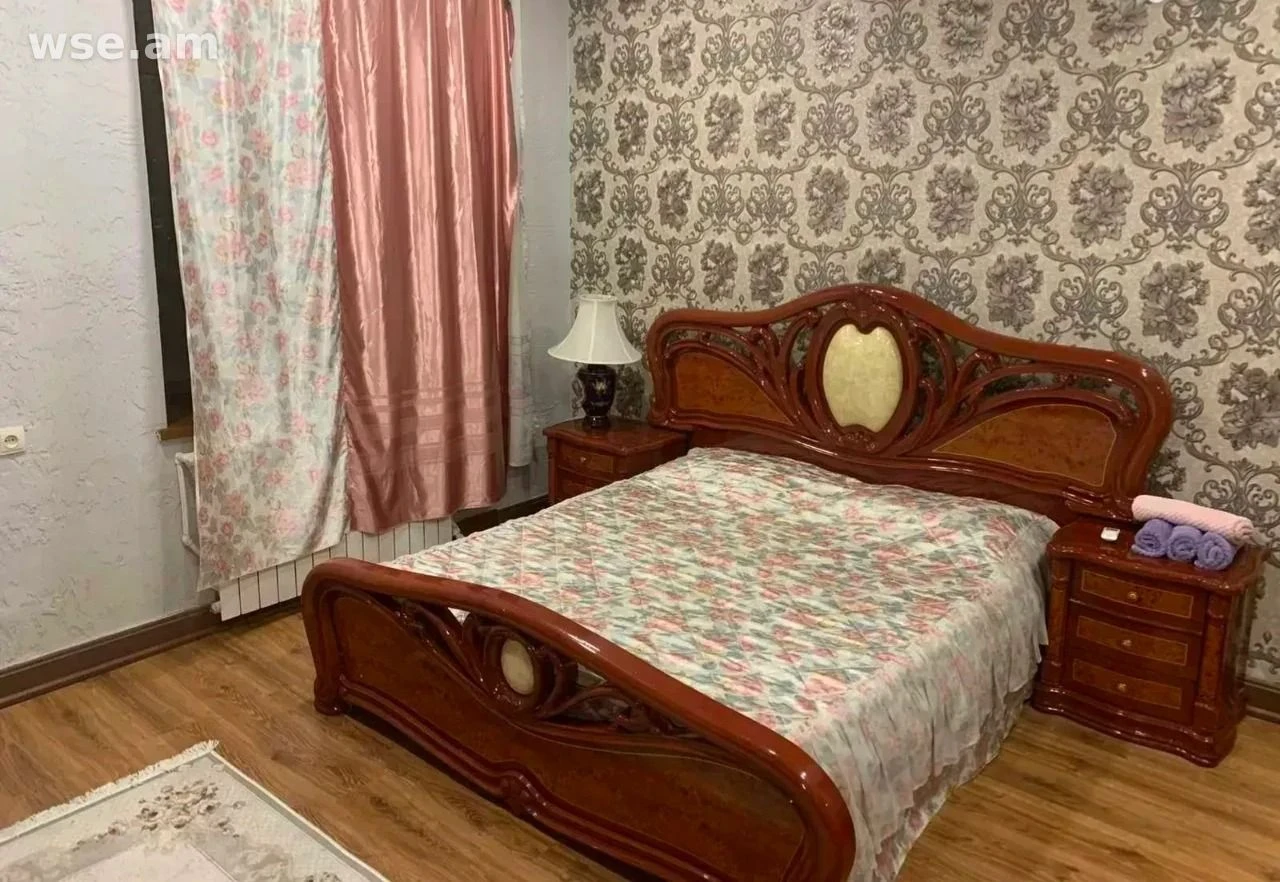 4 սենյականոց, 117 մ², 2/3 հարկ, Թումանյան փողոց 5/1
