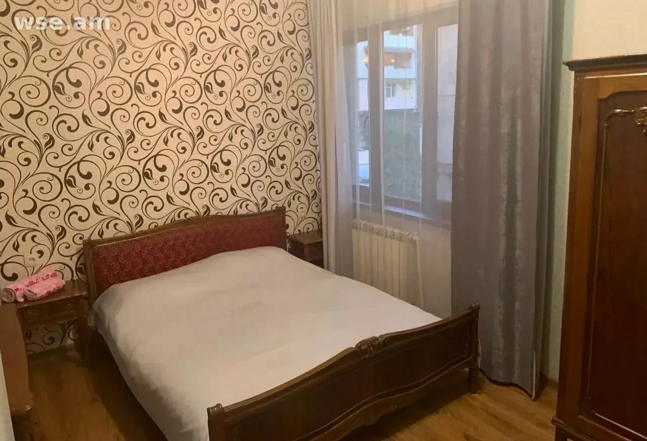4 սենյականոց, 117 մ², 2/3 հարկ, Թումանյան փողոց 5/1
