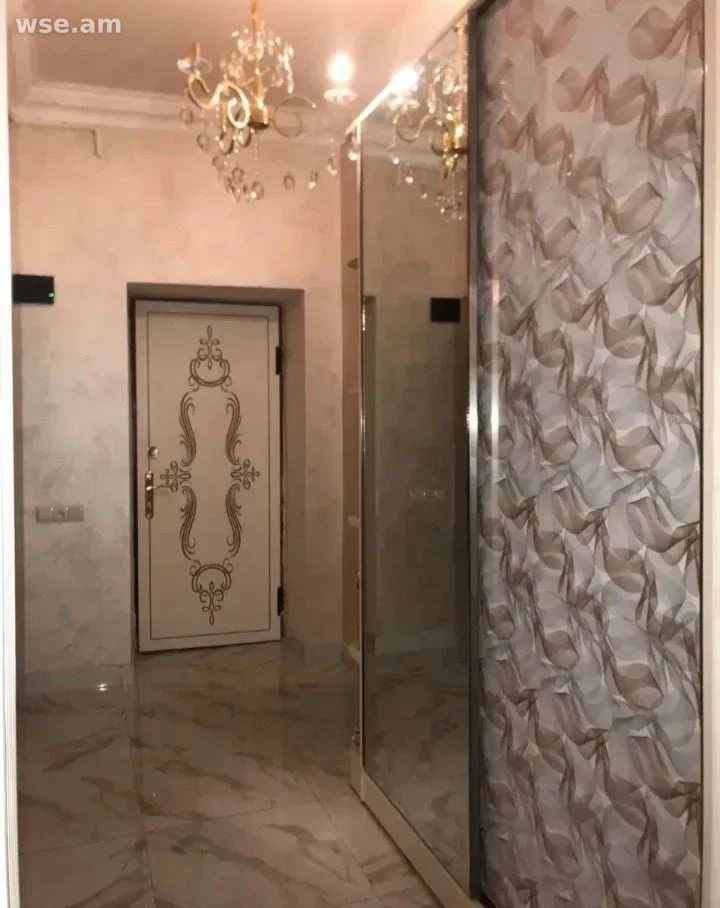 4 սենյականոց, 117 մ², 2/3 հարկ, Թումանյան փողոց 5/1