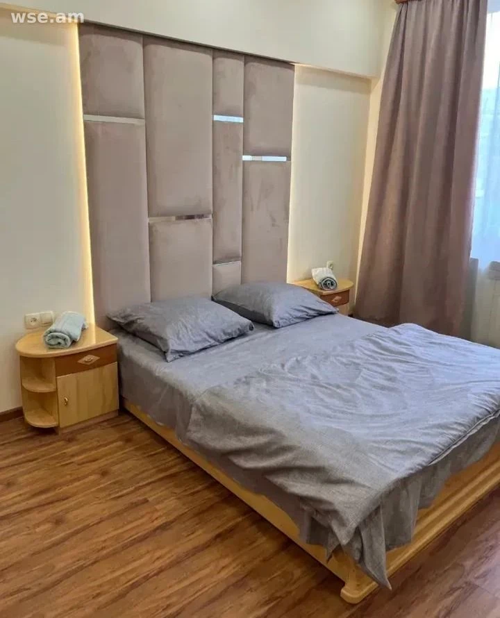 3-room, 72 m², 6/6 floor, Khanjyan street 31
